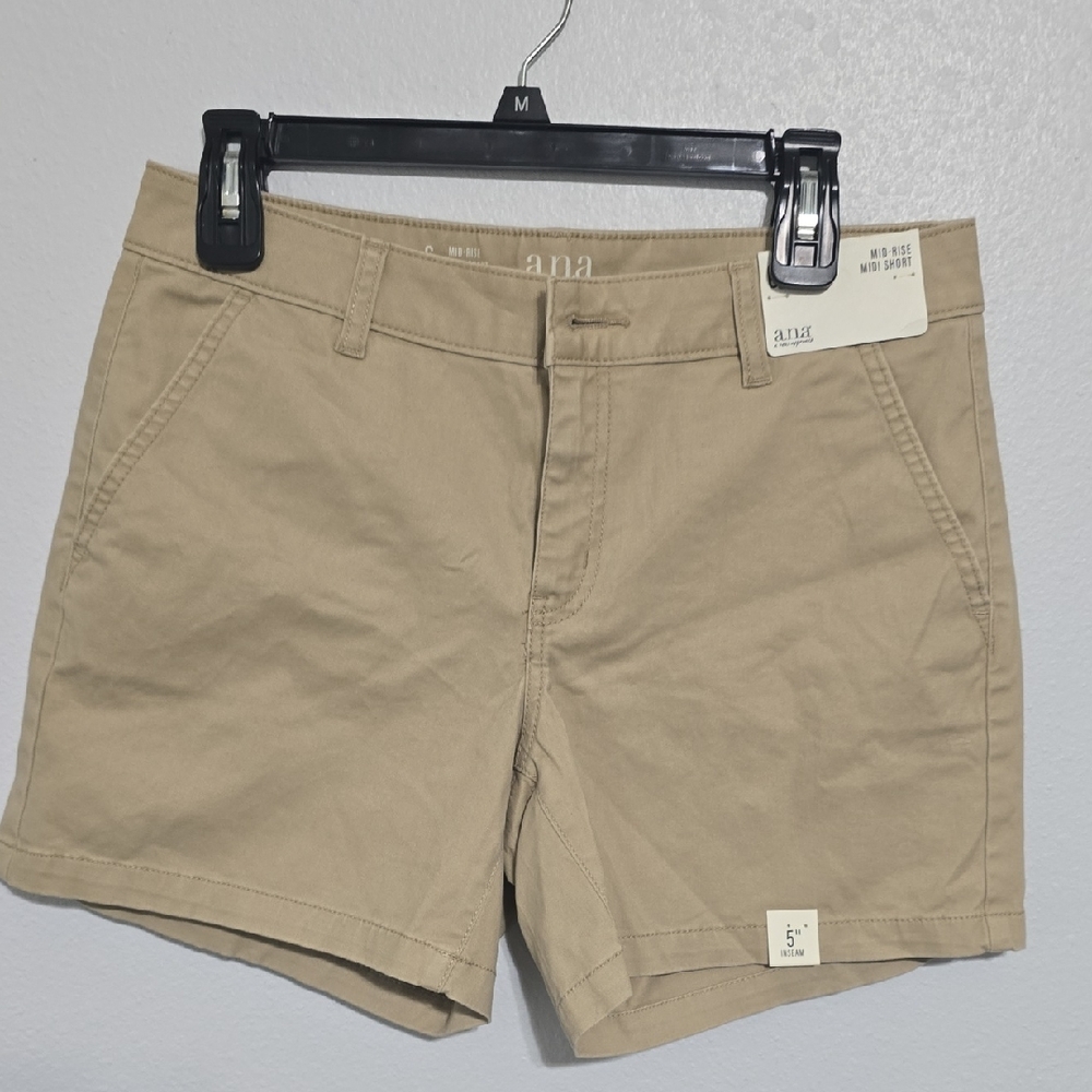 Apt. 9 Women's Khaki Shorts